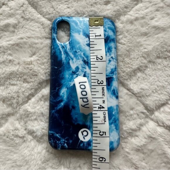 Loopy Case | Blue Waves "Ocean" Case with White Loop | Size iphone X/XS/ 11 Pro - Picture 10 of 11